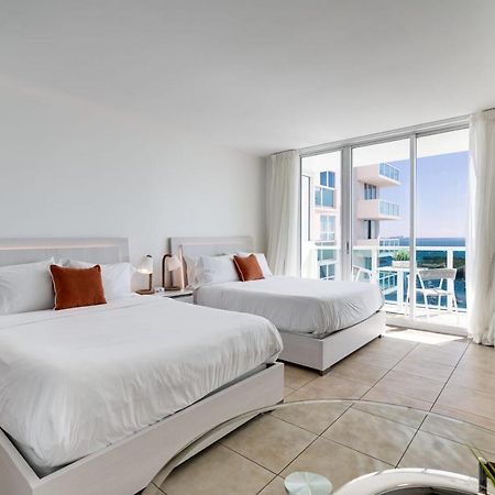 Ocean View Balcony Steps From Restaurants, Peacock Park & Marina Villa Miami Dış mekan fotoğraf